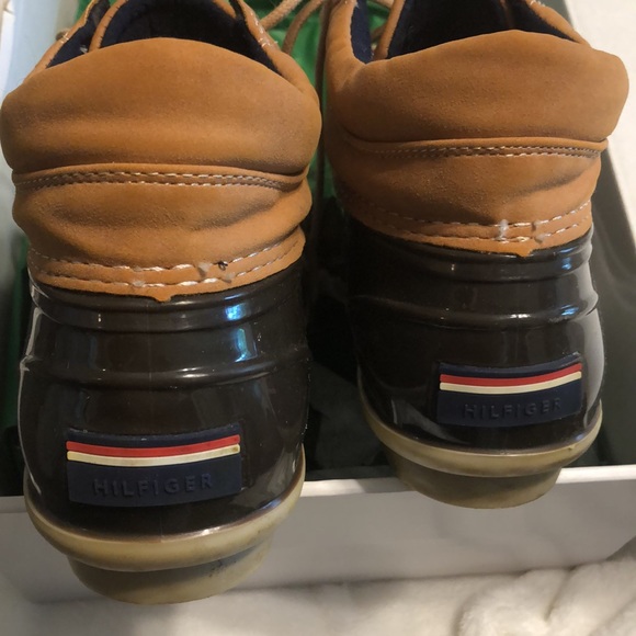 Hilfiger rain boot - Picture 2 of 5